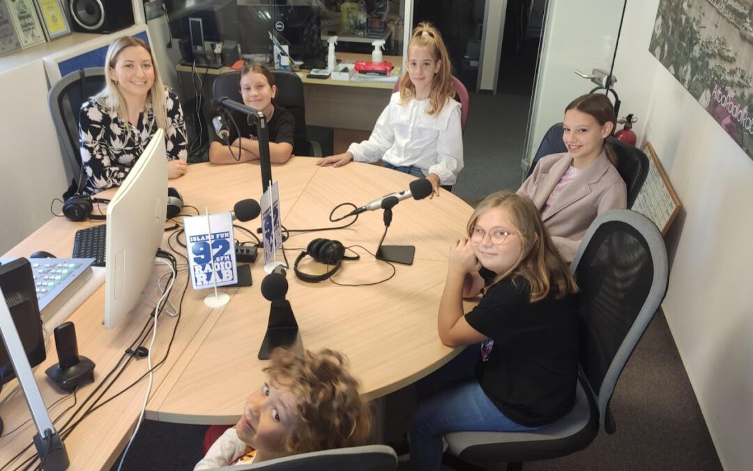 Gostovanje učeničke zadruge na Radio Rabu