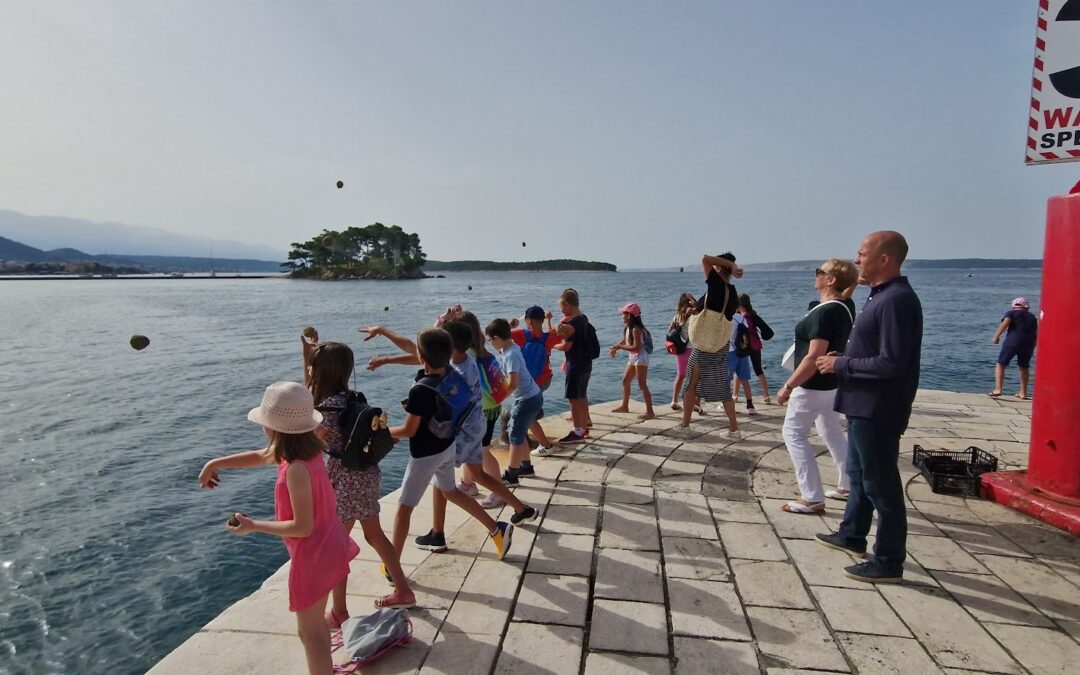 Veliki EM dan – 1000 EM kugli i završna predstava Vila Pina